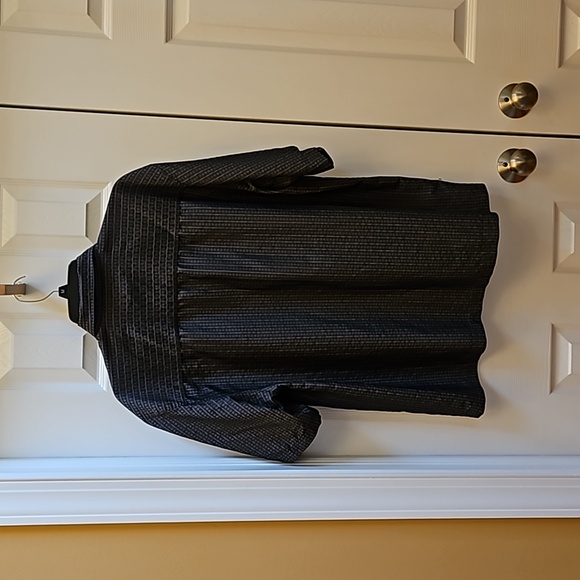 Bruno Suede Button Up Short Sleeve Shirt Gray Silver Size L Geometrical Shapes - Picture 2 of 7